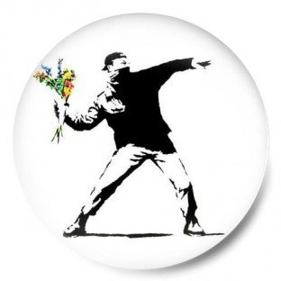Banksy arrojando flores